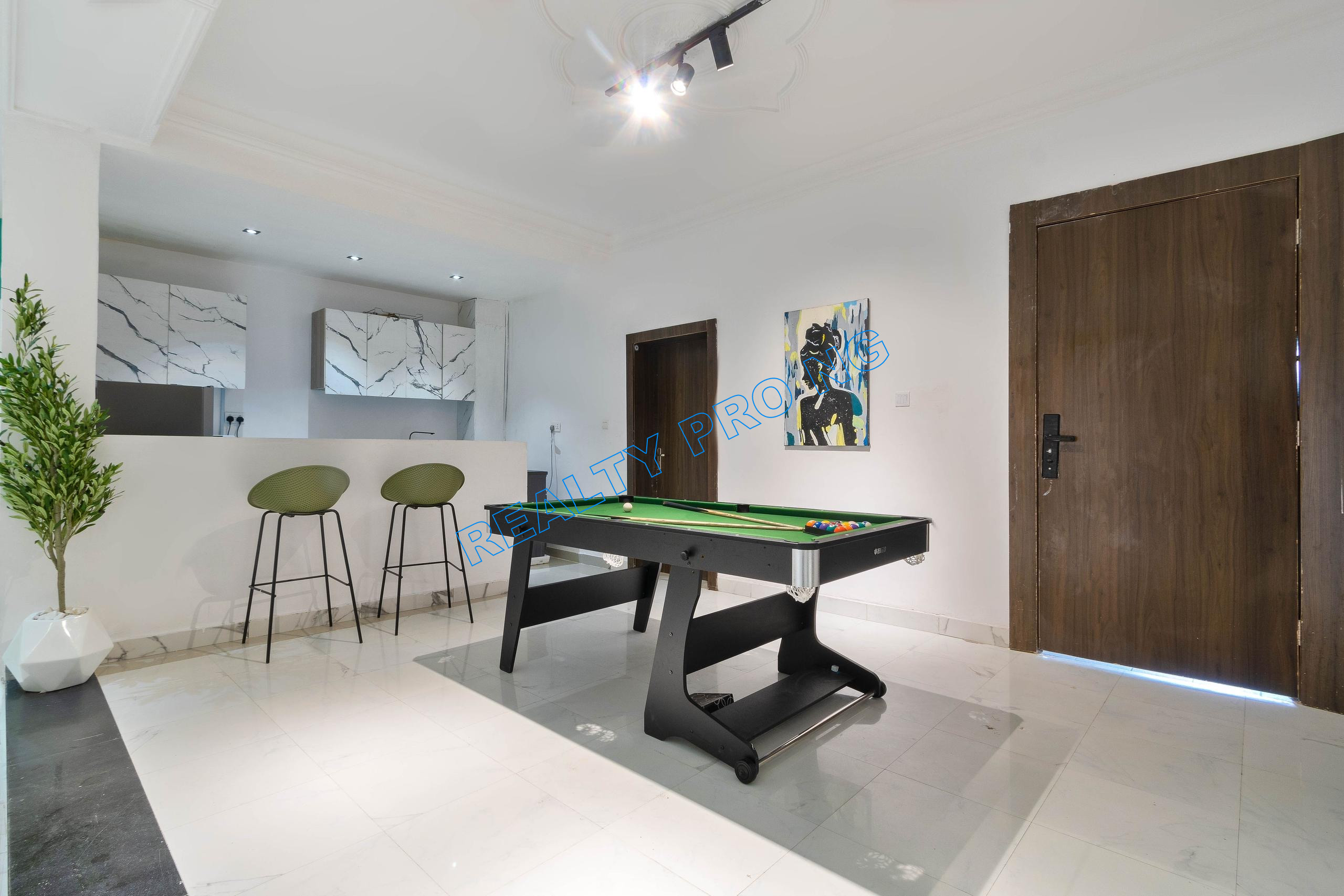 Service Apartment