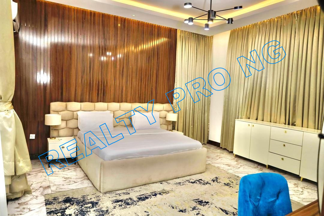 Service Apartment