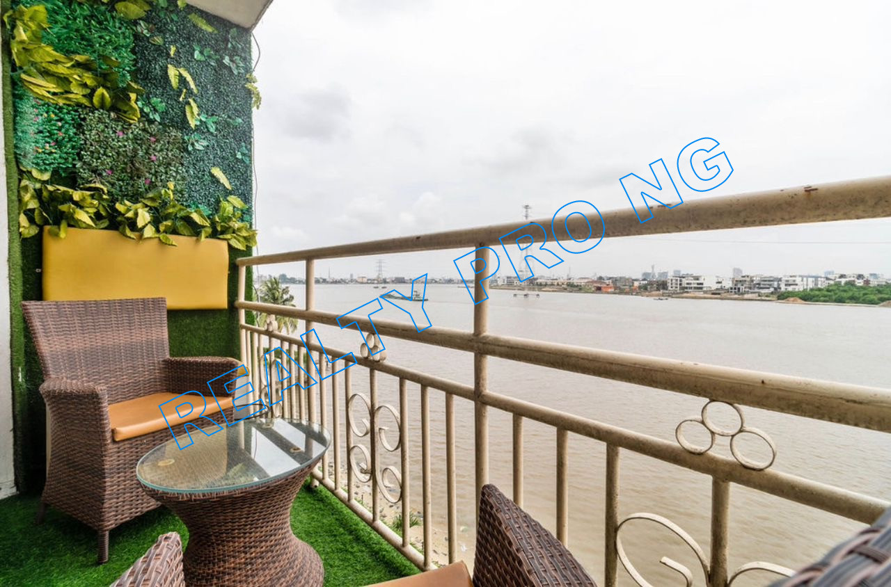 Service Apartment