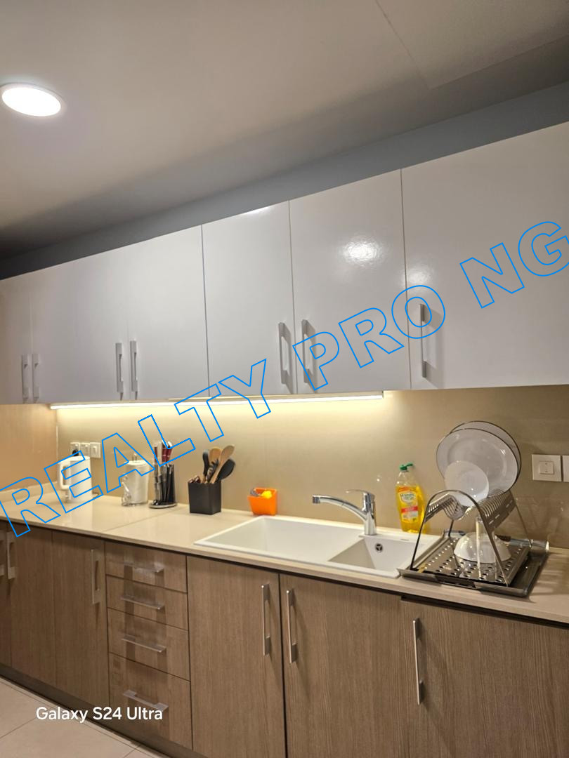 Service Apartment