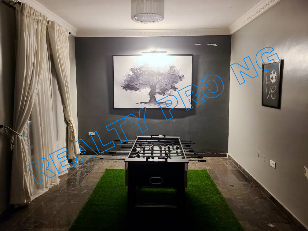 Service Apartment