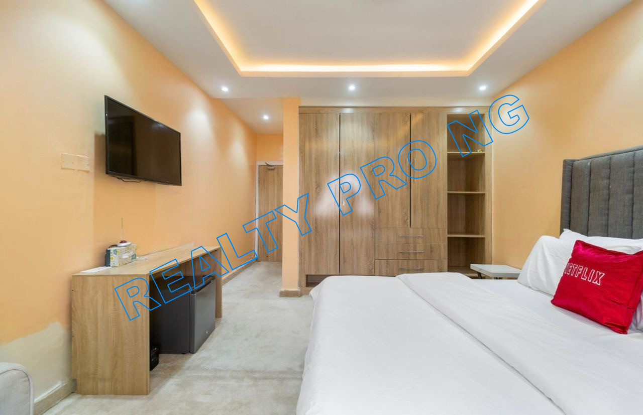Service Apartment